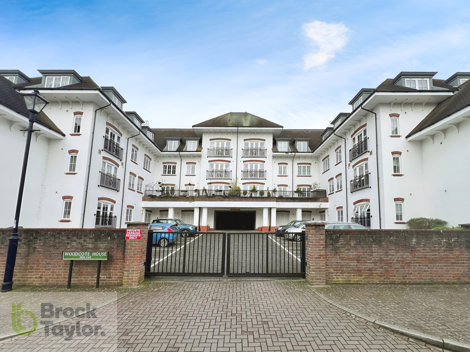 2 bed apartment for sale in Updown Hill, Bolnore Village - Property Image 1