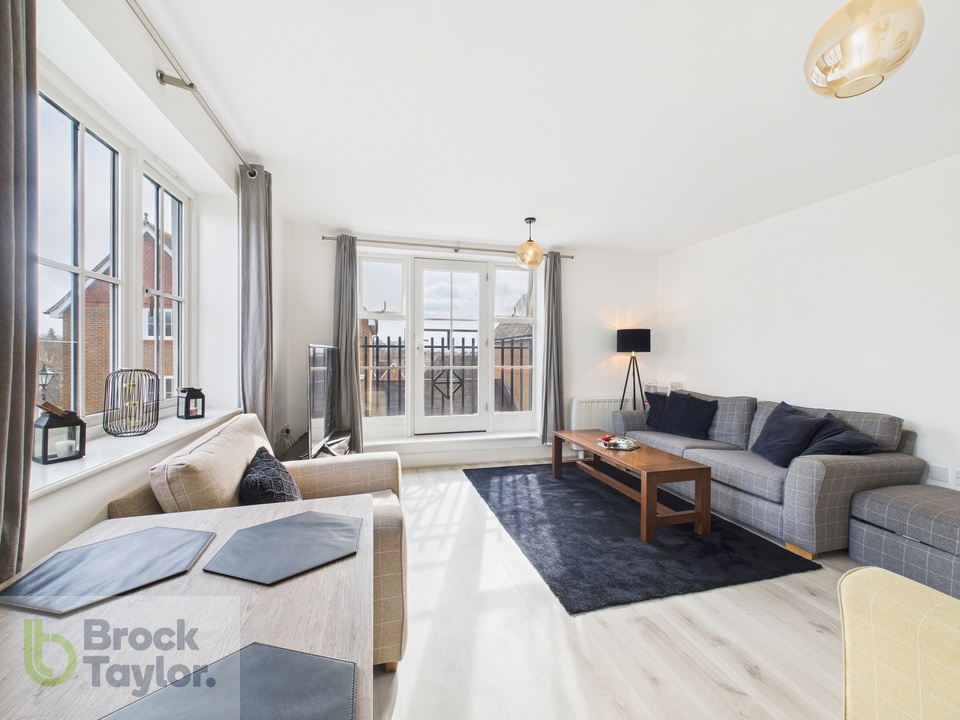 2 bed apartment for sale in Updown Hill, Bolnore Village  - Property Image 6