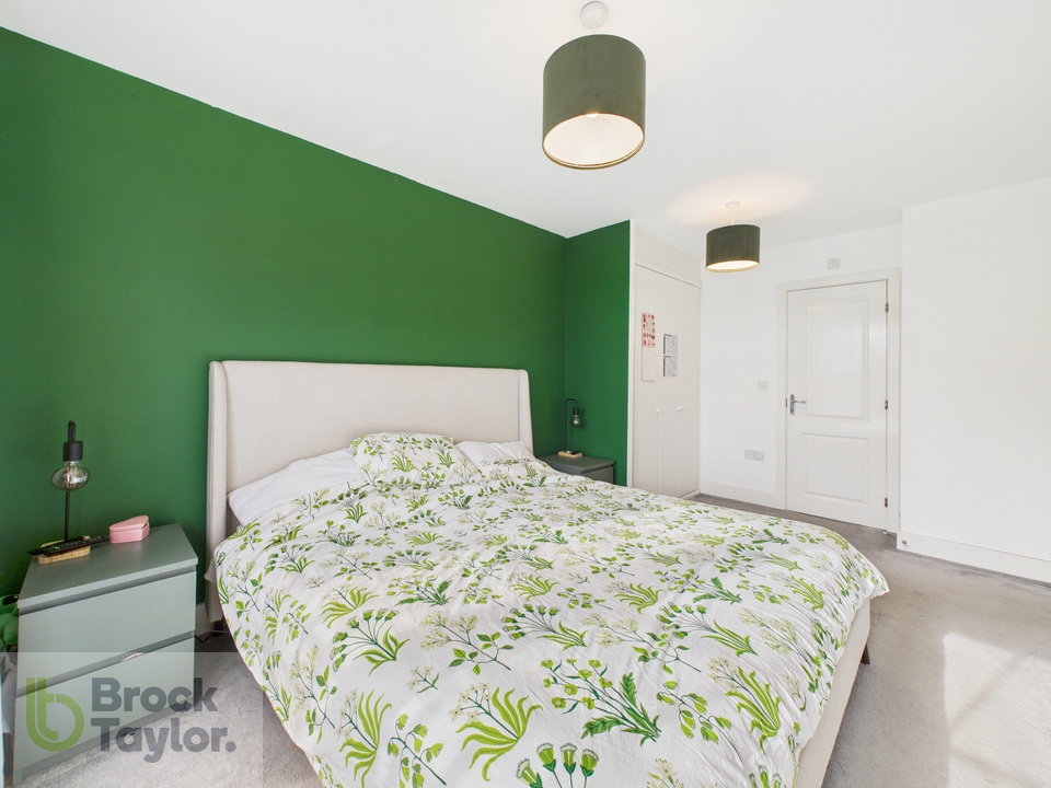 2 bed apartment for sale in Updown Hill, Bolnore Village  - Property Image 9