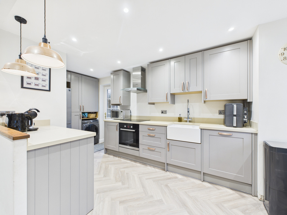 4 bed detached house for sale in Ropeland Way, Horsham, West Sussex - Property Image 2