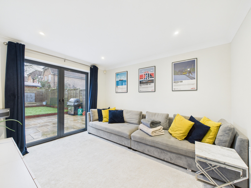 4 bed detached house for sale in Ropeland Way, Horsham, West Sussex - Property Image 11