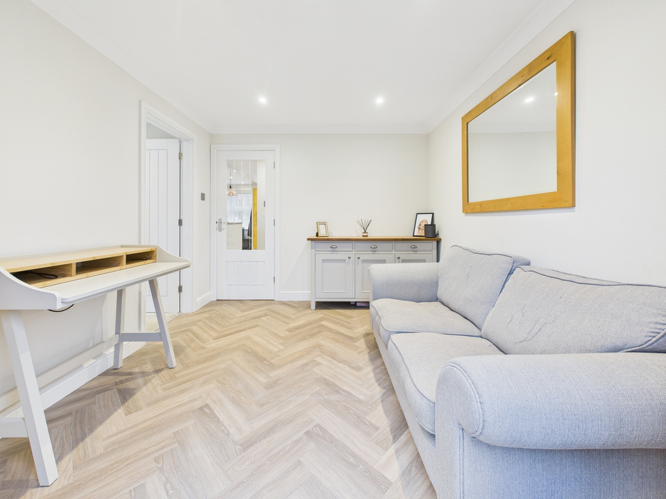 4 bed detached house for sale in Ropeland Way, Horsham, West Sussex - Property Image 5