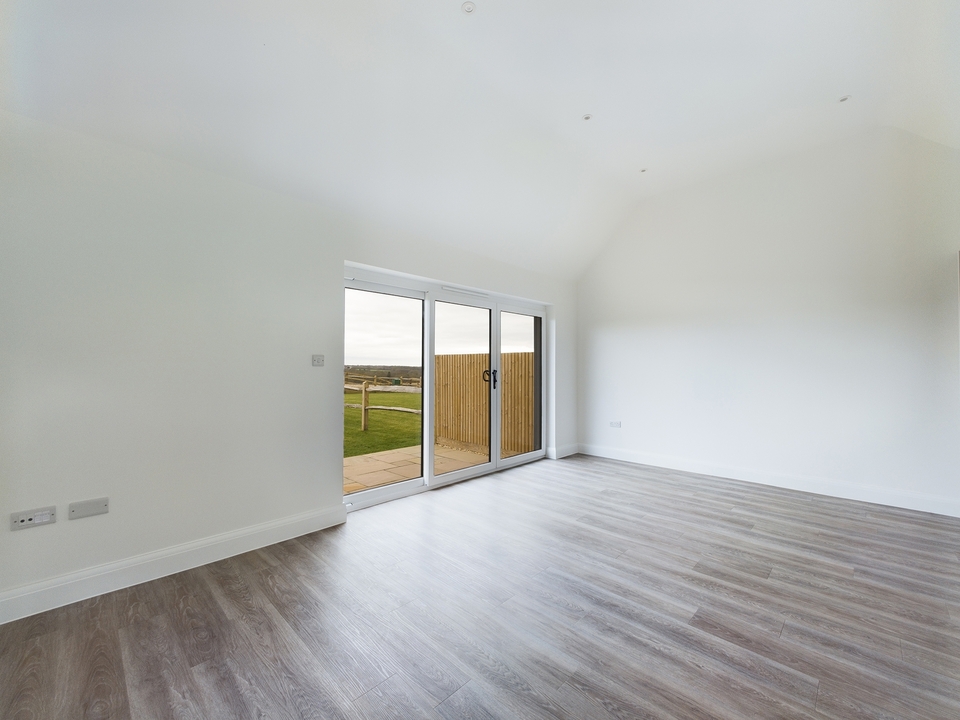 1 bed semi-detached bungalow for sale in Capel Road, Rusper  - Property Image 6