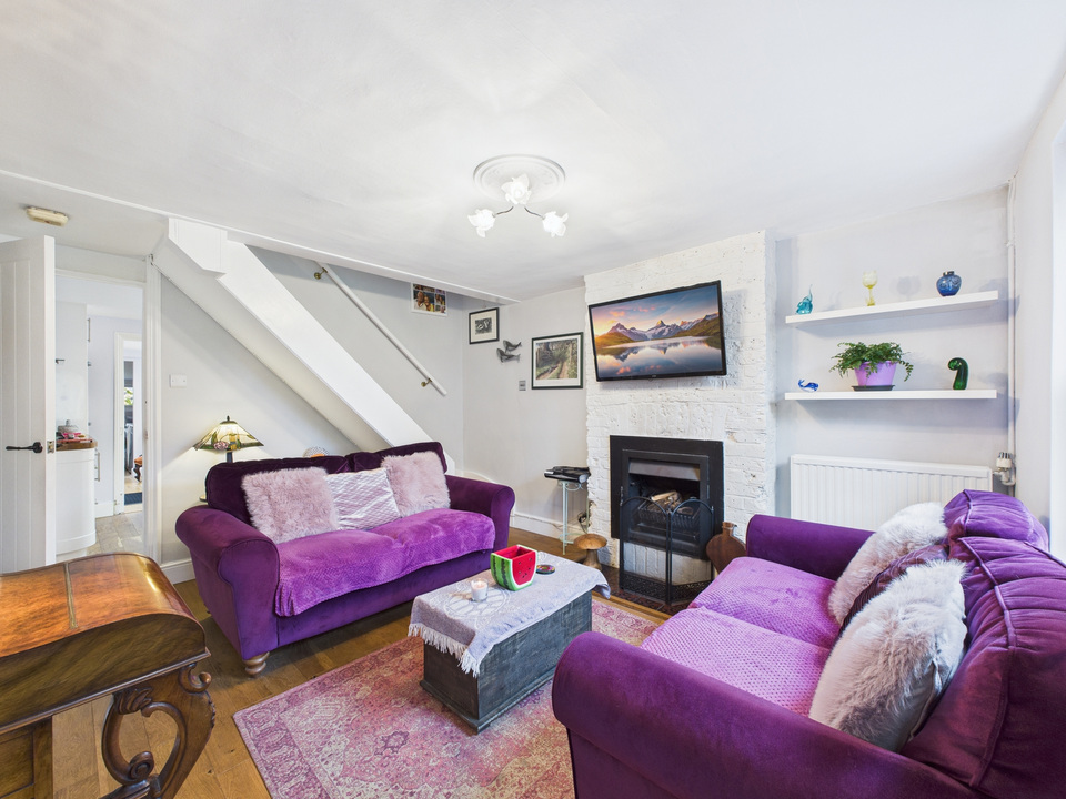 2 bed barn conversion for sale in Park Terrace West Gardens  - Property Image 2