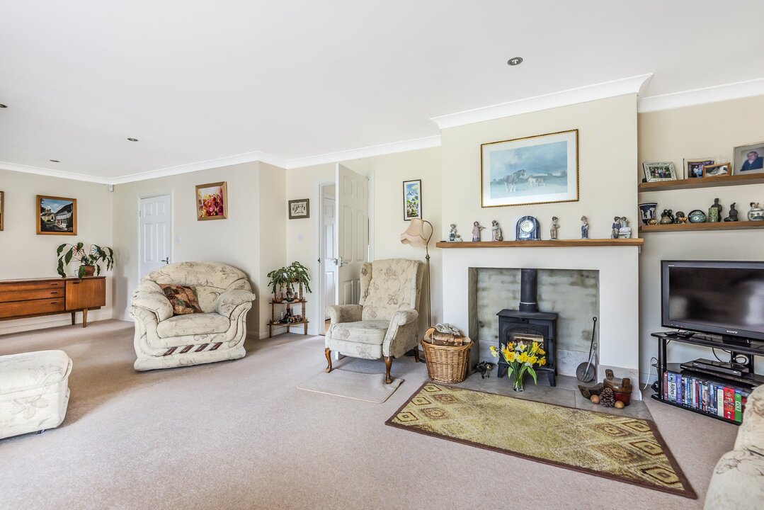 4 bed detached bungalow for sale in Park Street, Slinfold, Horsham  - Property Image 18