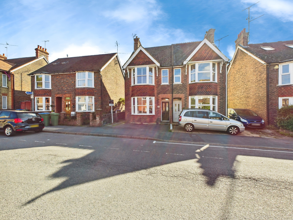 3 bed semi-detached house for sale in New Street, Horsham  - Property Image 11