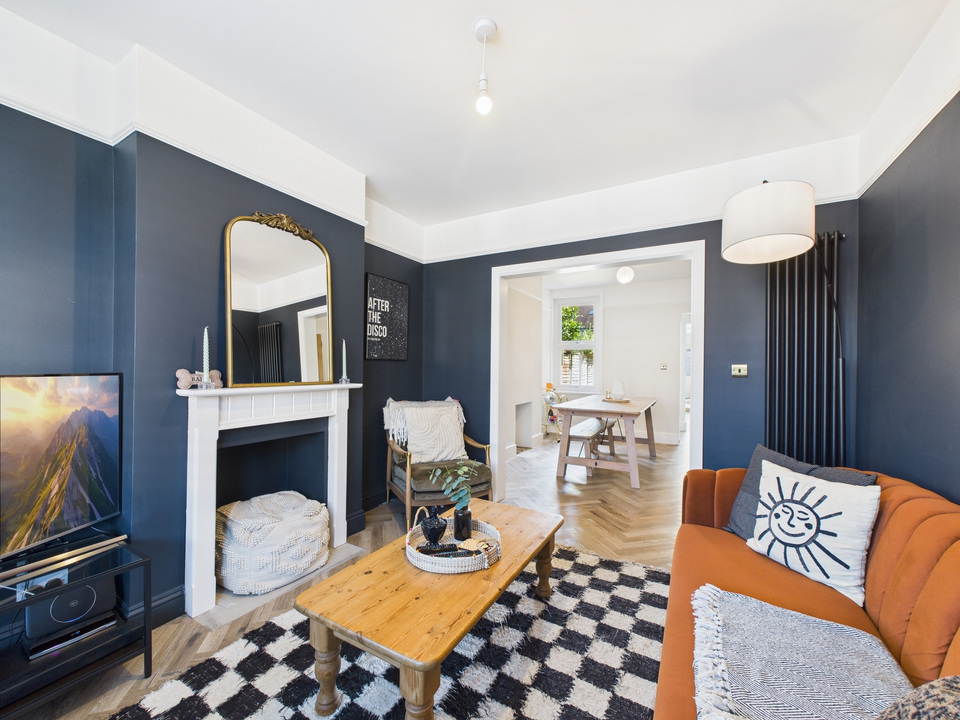 3 bed semi-detached house for sale in New Street, Horsham  - Property Image 14