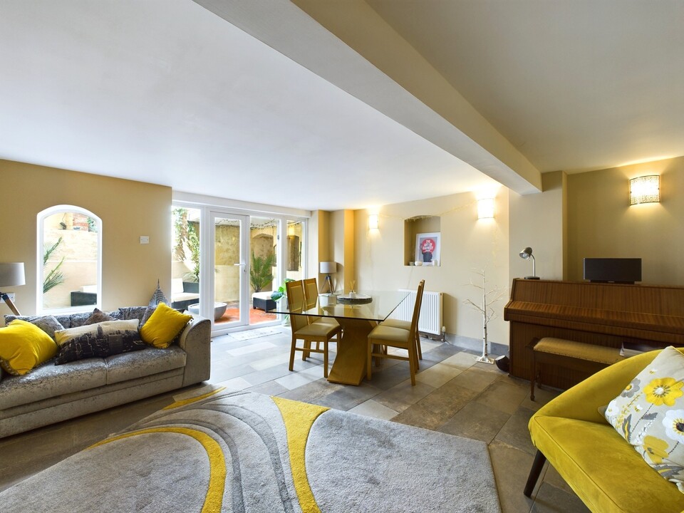 3 bed semi-detached house for sale in Church Street, Warnham, RH12  - Property Image 3