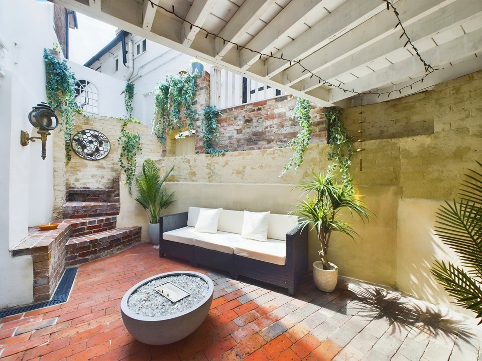 3 bed semi-detached house for sale in Church Street, Warnham, RH12  - Property Image 9