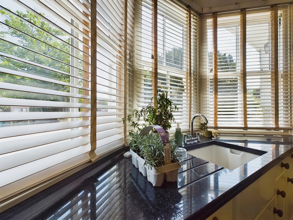 3 bed semi-detached house for sale in Church Street, Warnham, RH12  - Property Image 12