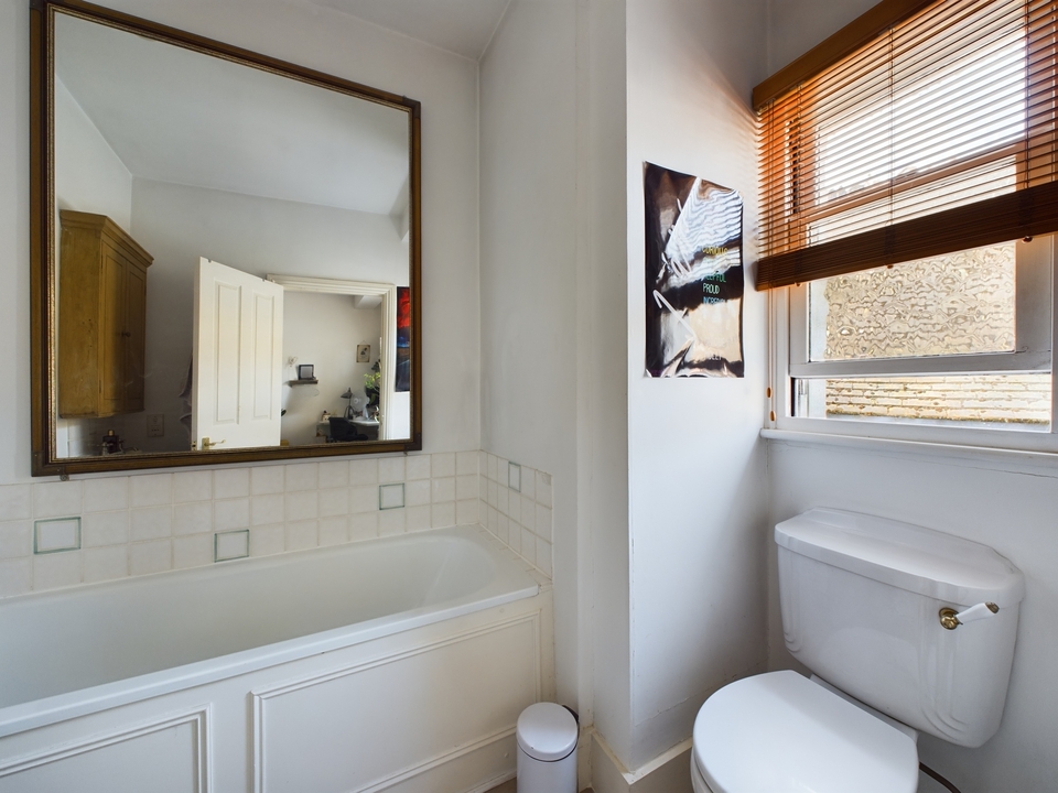 3 bed semi-detached house for sale in Church Street, Warnham, RH12  - Property Image 20