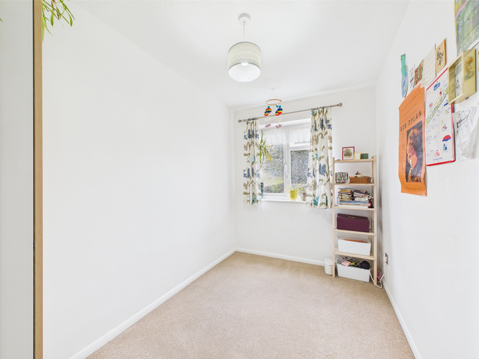 2 bed maisonette for sale in College Road, Southwater  - Property Image 5