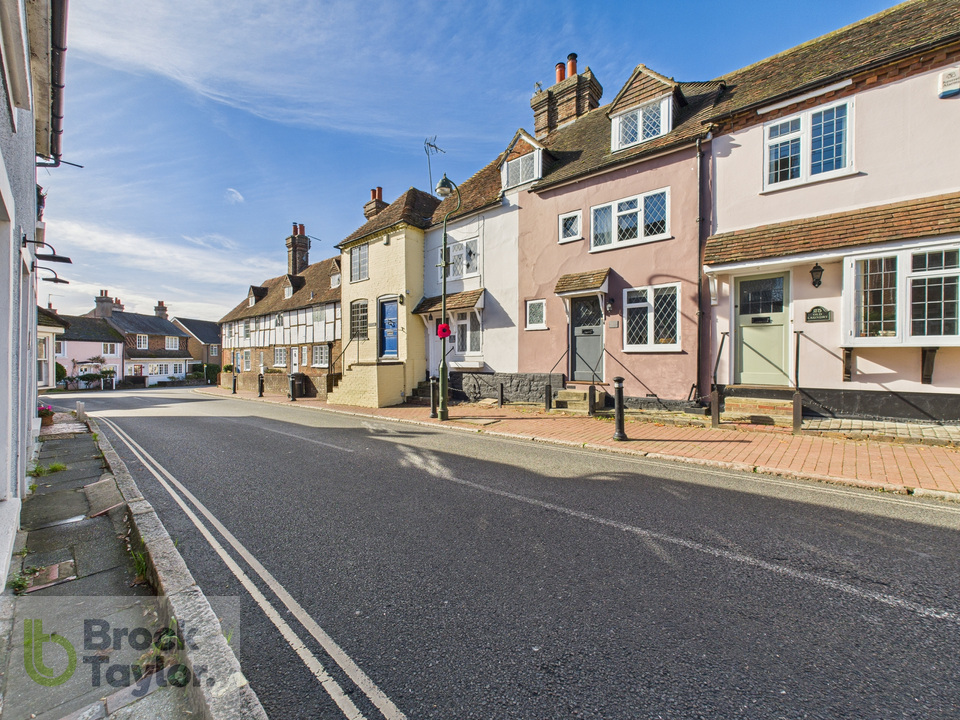 2 bed terraced house for sale in South Street, Cuckfield  - Property Image 1