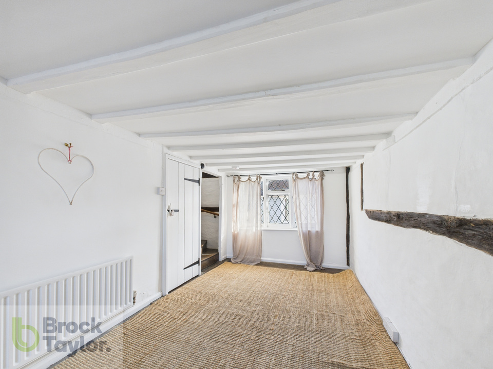 2 bed terraced house for sale in South Street, Cuckfield  - Property Image 12