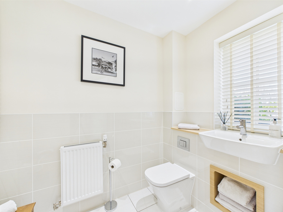 4 bed semi-detached house for sale in Cook Way, Broadbridge Heath  - Property Image 5