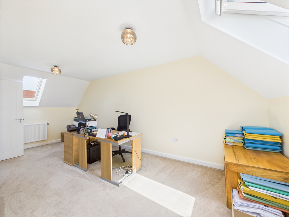 4 bed semi-detached house for sale in Cook Way, Broadbridge Heath  - Property Image 11