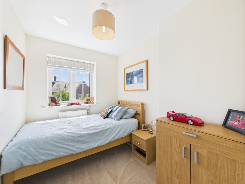 4 bed semi-detached house for sale in Cook Way, Broadbridge Heath  - Property Image 13