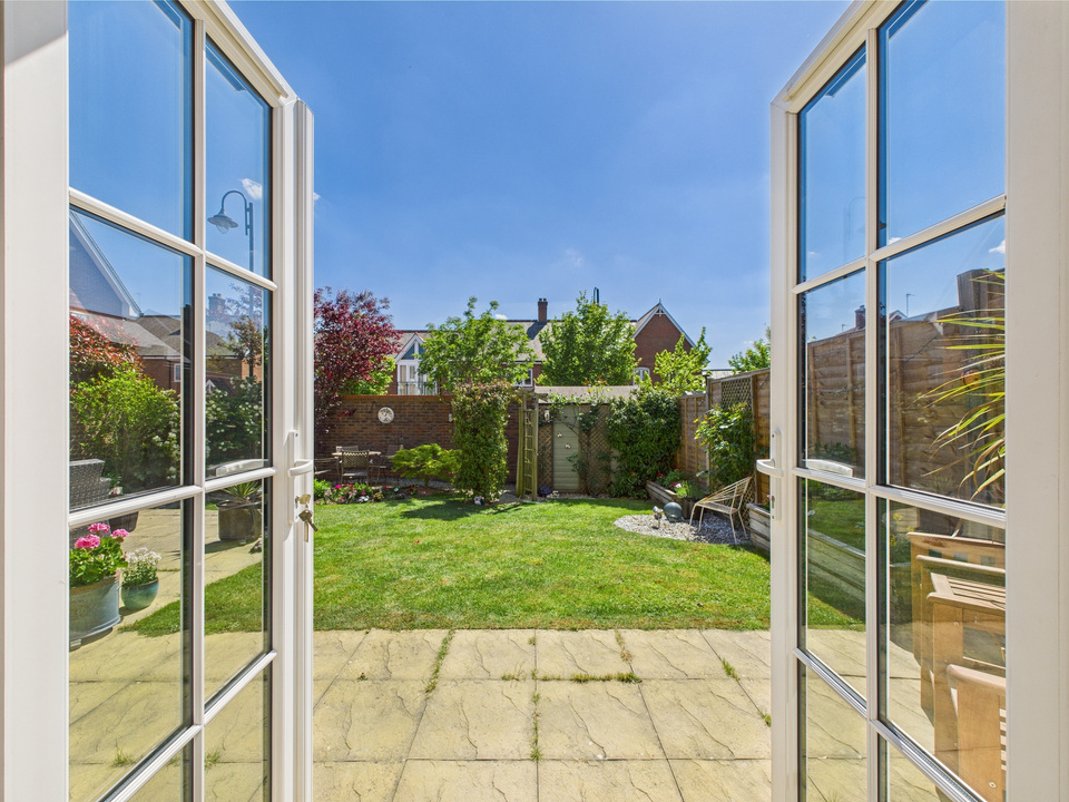 4 bed semi-detached house for sale in Cook Way, Broadbridge Heath  - Property Image 18