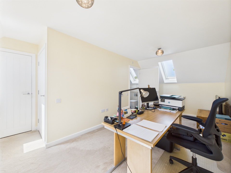 4 bed semi-detached house for sale in Cook Way, Broadbridge Heath  - Property Image 24