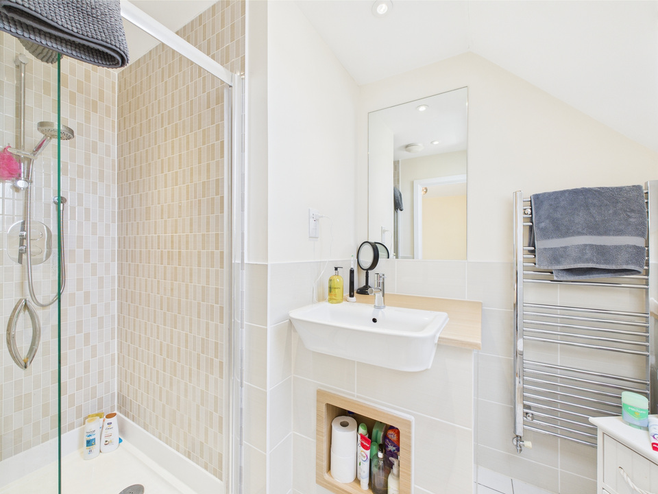 4 bed semi-detached house for sale in Cook Way, Broadbridge Heath  - Property Image 25