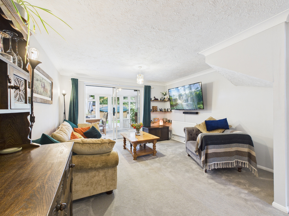 2 bed semi-detached house for sale in Crockhurst, Southwater - Property Image 3