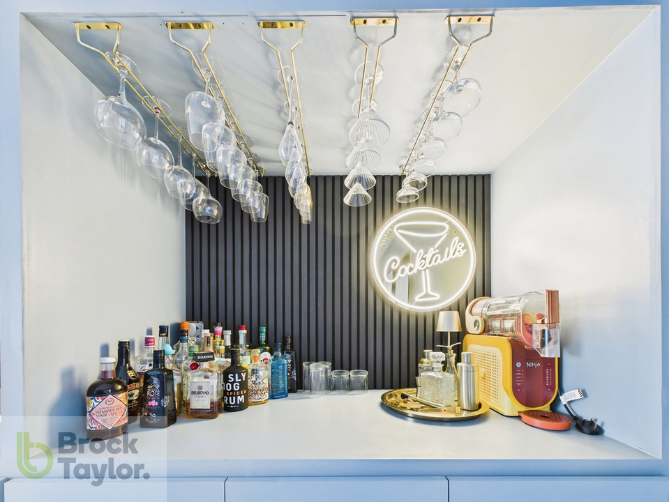 4 bed detached house for sale in Covert Mead, Handcross - Property Image 5