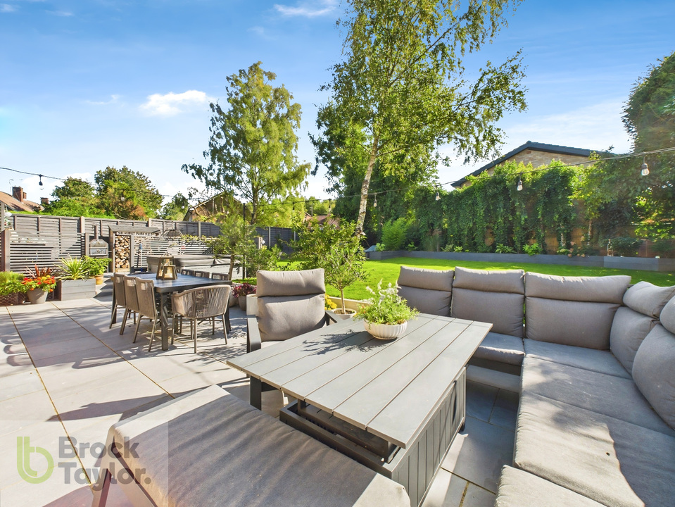 4 bed detached house for sale in Covert Mead, Handcross - Property Image 10