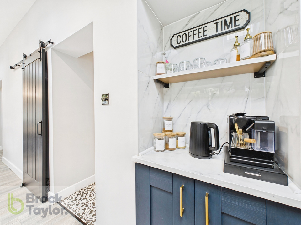 4 bed detached house for sale in Covert Mead, Handcross - Property Image 14