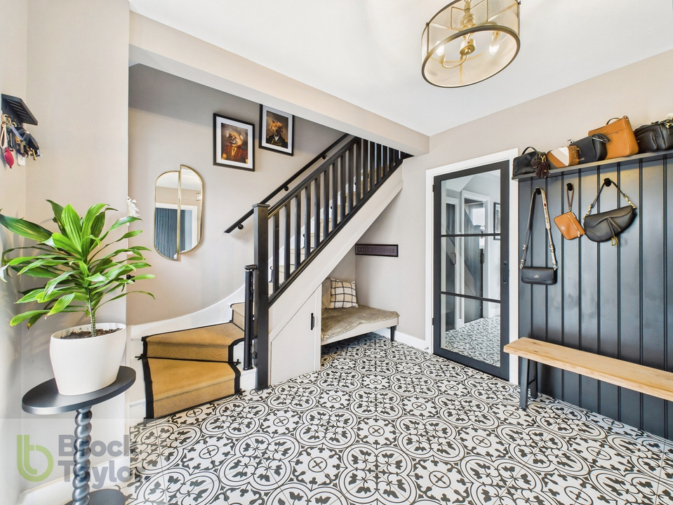 4 bed detached house for sale in Covert Mead, Handcross - Property Image 19