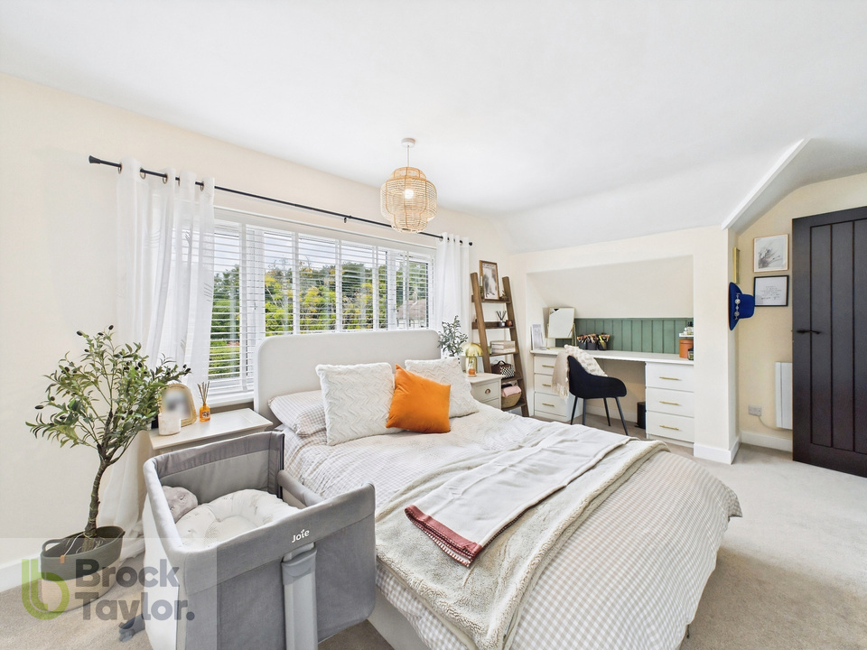 4 bed detached house for sale in Covert Mead, Handcross - Property Image 21