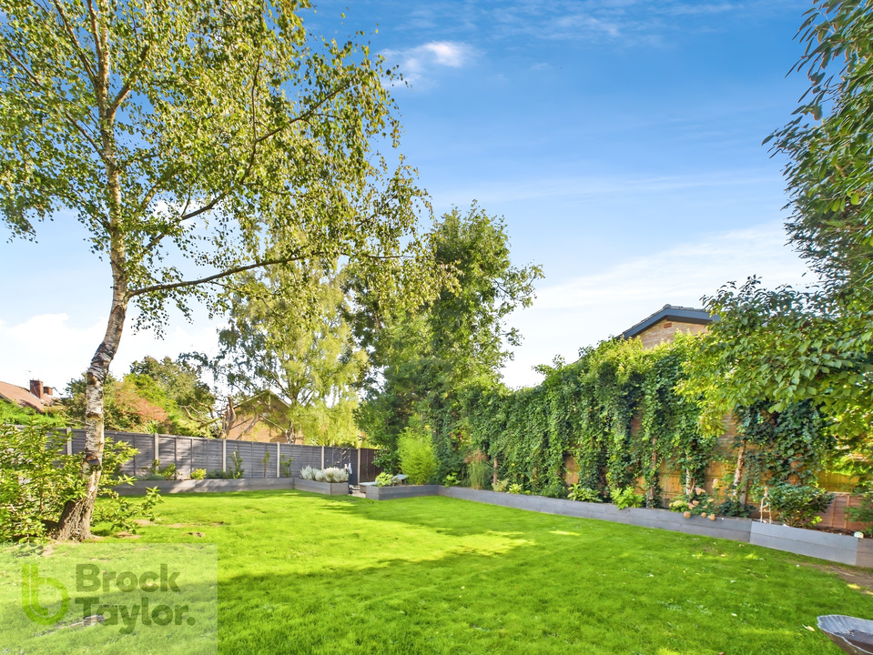 4 bed detached house for sale in Covert Mead, Handcross - Property Image 30