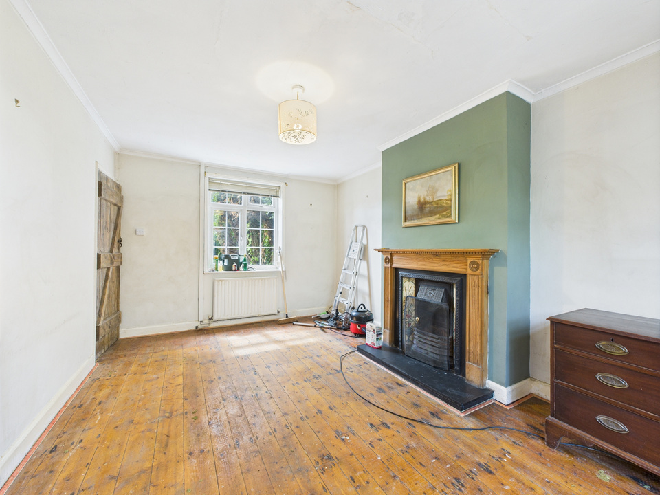 2 bed detached house for sale in Billingshurst Road, Broadbridge Heath, HORSHAM - Property Image 2