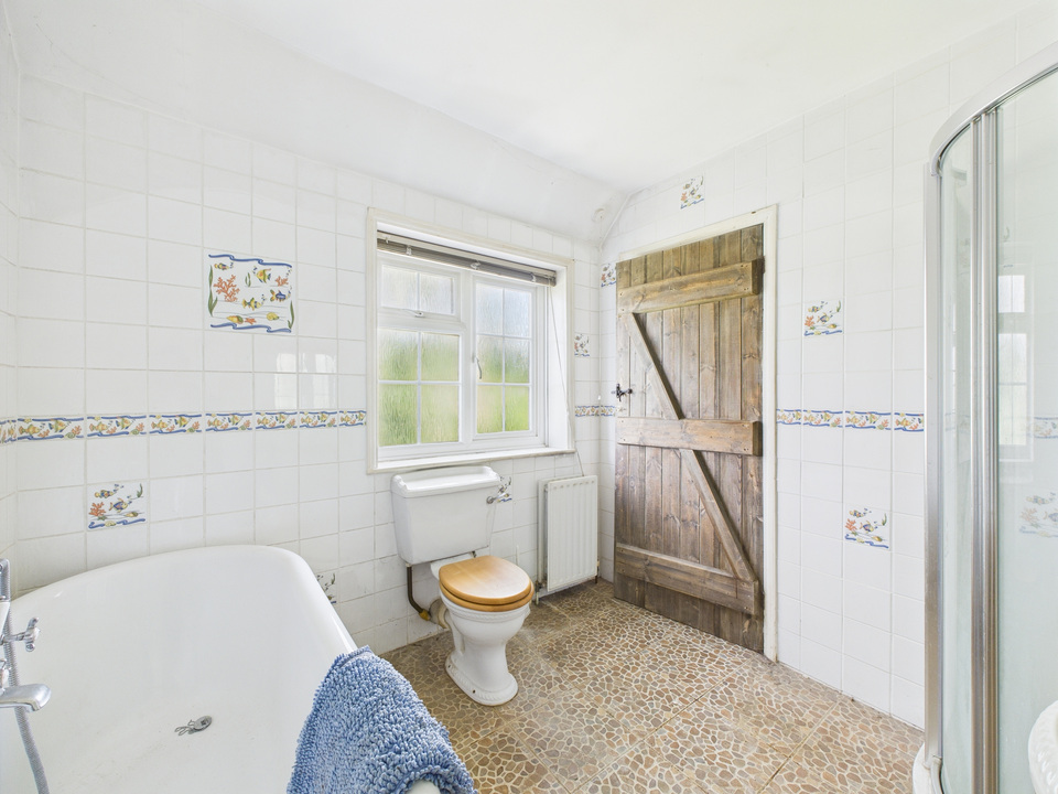 2 bed detached house for sale in Billingshurst Road, Broadbridge Heath, HORSHAM - Property Image 7