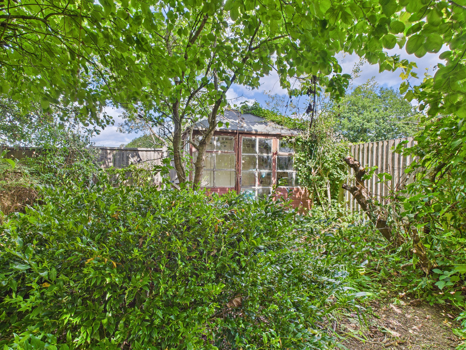 2 bed detached house for sale in Billingshurst Road, Broadbridge Heath, HORSHAM - Property Image 13