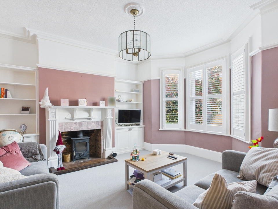 4 bed semi-detached house for sale in Arthur Road, Horsham - Property Image 2