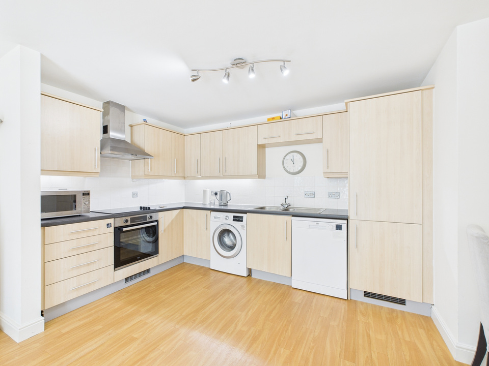 1 bed apartment for sale in Fairbank Road, Southwater  - Property Image 4