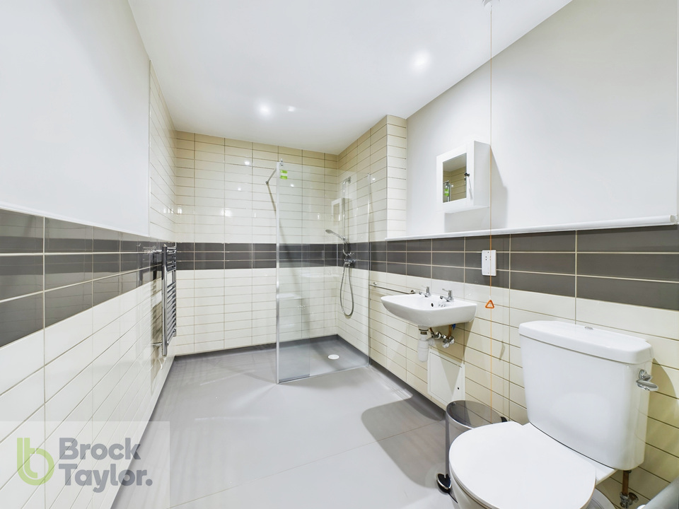 2 bed block of apartments for sale in Birchgrove Road, Horsted Keynes, Haywards Heath  - Property Image 10