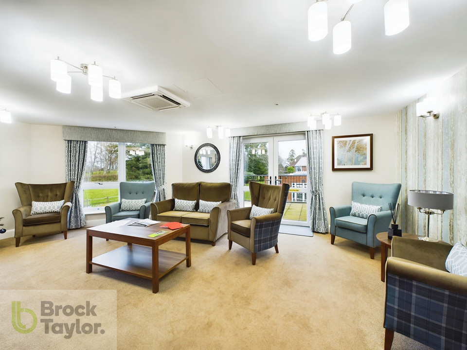 2 bed block of apartments for sale in Birchgrove Road, Horsted Keynes, Haywards Heath  - Property Image 17