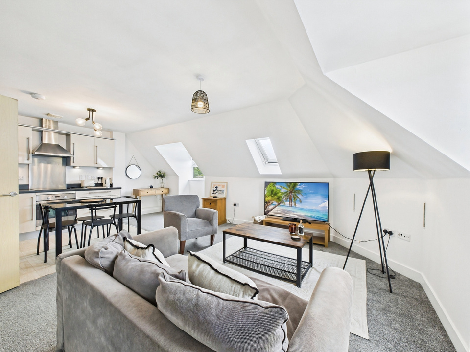 2 bed apartment for sale in Brighton Road, Horsham  - Property Image 9