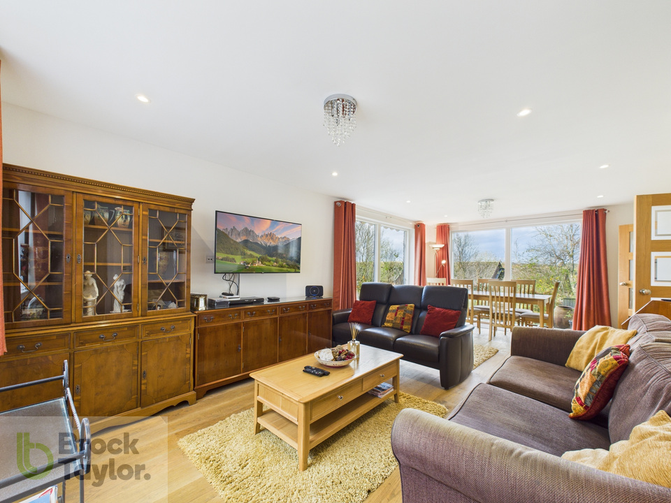 4 bed detached house for sale in Rocky Lane, Haywards Heath - Property Image 14