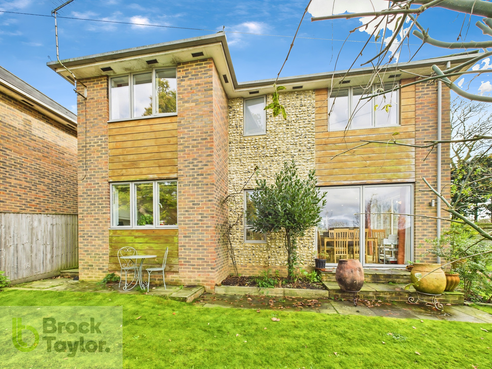 4 bed detached house for sale in Rocky Lane, Haywards Heath - Property Image 29