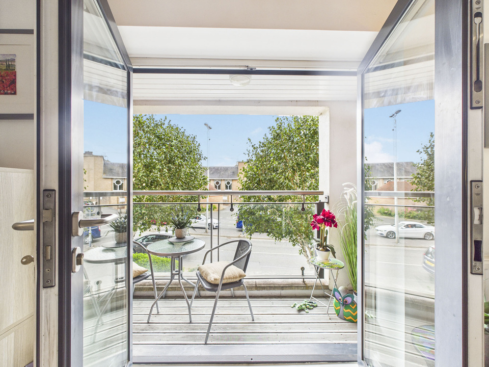 2 bed apartment for sale in Kings Gate, Horsham - Property Image 15