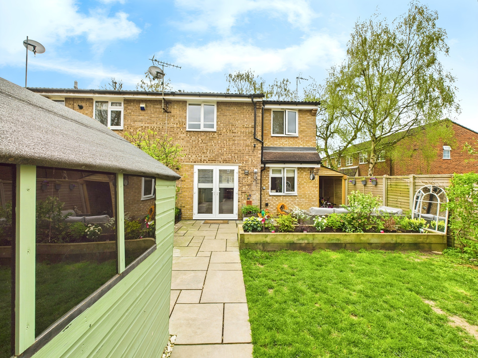 3 bed end of terrace house for sale in Somergate, Horsham  - Property Image 9