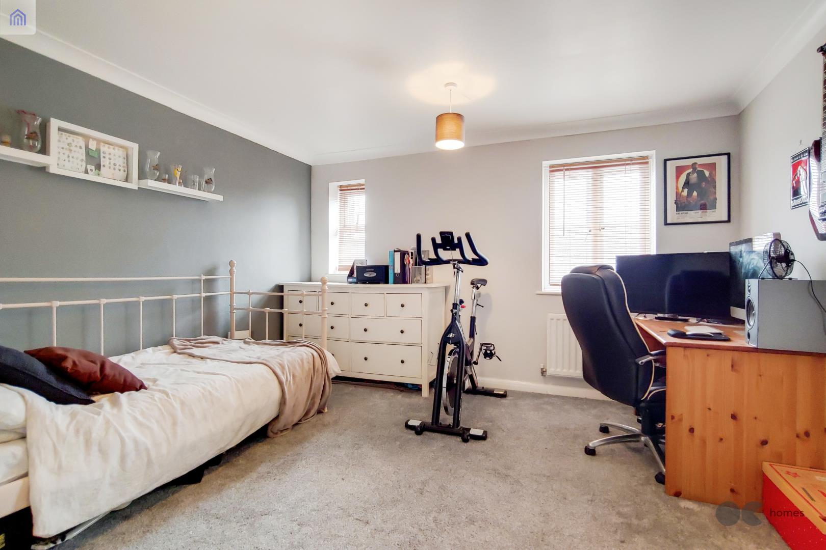 2 bed flat to rent in Paignton Close, Harold Wood RM3  - Property Image 8