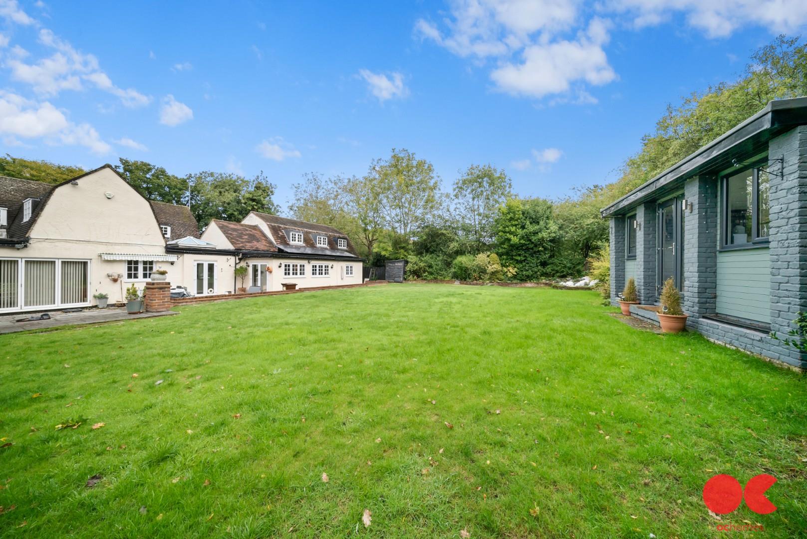 6 bed detached house for sale in Longwood, Harlow  - Property Image 18