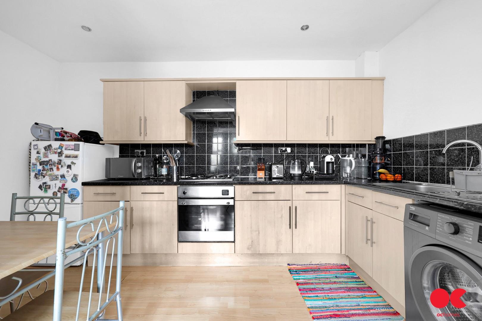 1 bed flat to rent in High Road Leyton, London  - Property Image 2