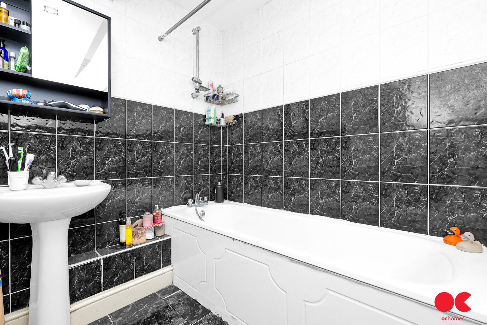 1 bed flat to rent in High Road Leyton, London  - Property Image 14
