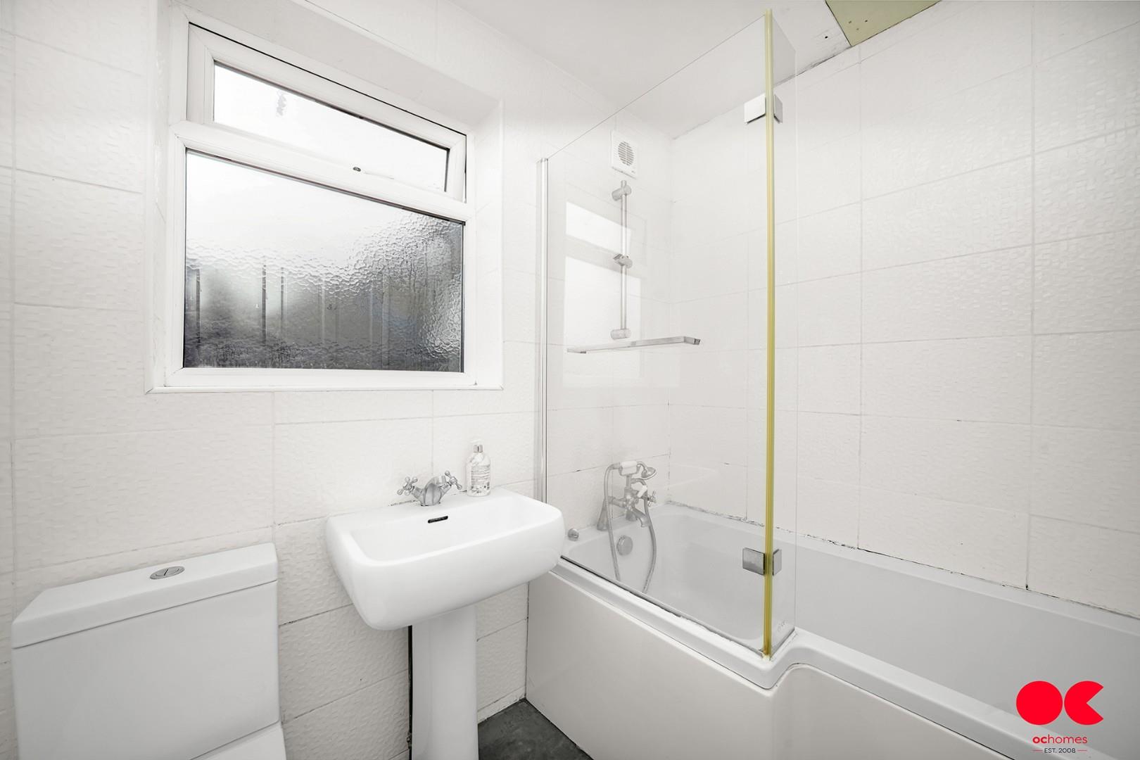 3 bed flat to rent in Ashville Road, London  - Property Image 7