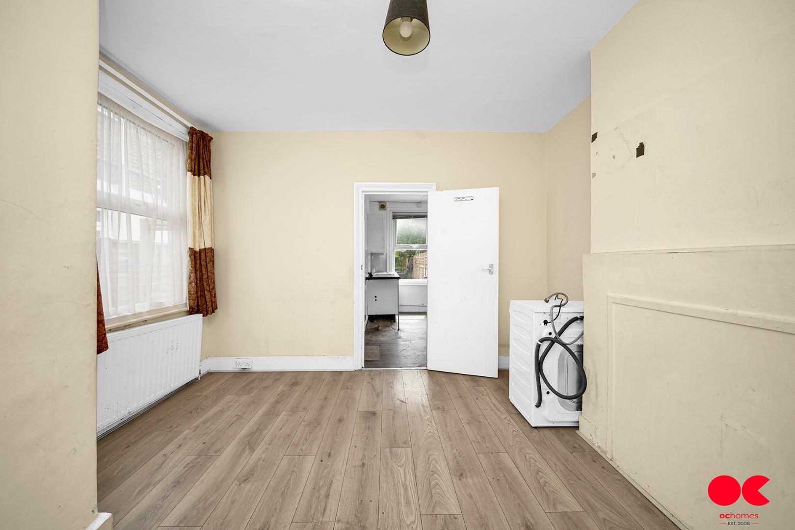2 bed flat for sale in Murchison Road, Leyton  - Property Image 12
