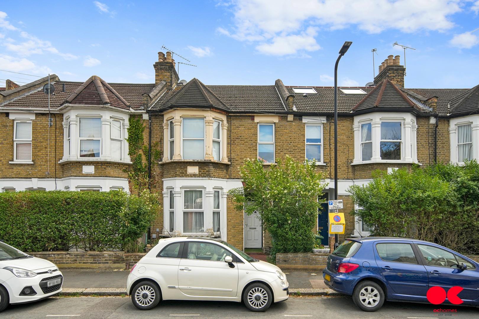 2 bed flat for sale in Murchison Road, Leyton, E10